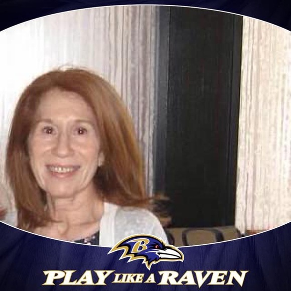 Meet your Posher, Marsha  All Offers Are Welcomed - Picture 3 of 7